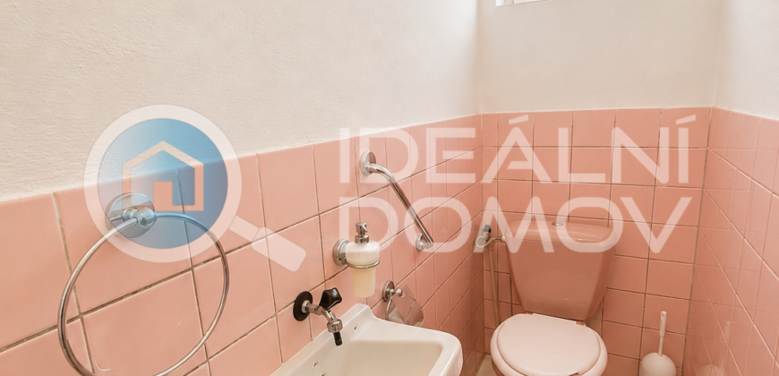 🏡 Prostorný rodinný dům s možností dvougeneračního bydlení, Bruntál – Vančurova