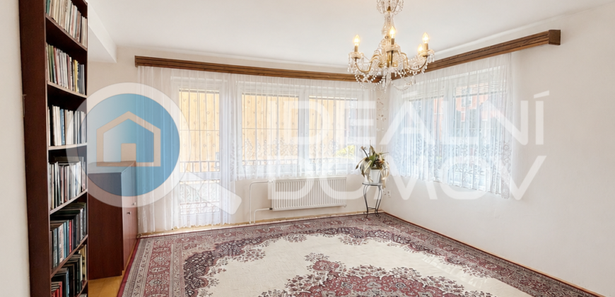 🏡 Prostorný rodinný dům s možností dvougeneračního bydlení, Bruntál – Vančurova