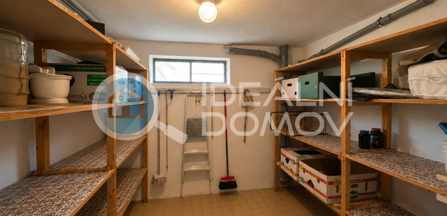 🏡 Prostorný rodinný dům s možností dvougeneračního bydlení, Bruntál – Vančurova