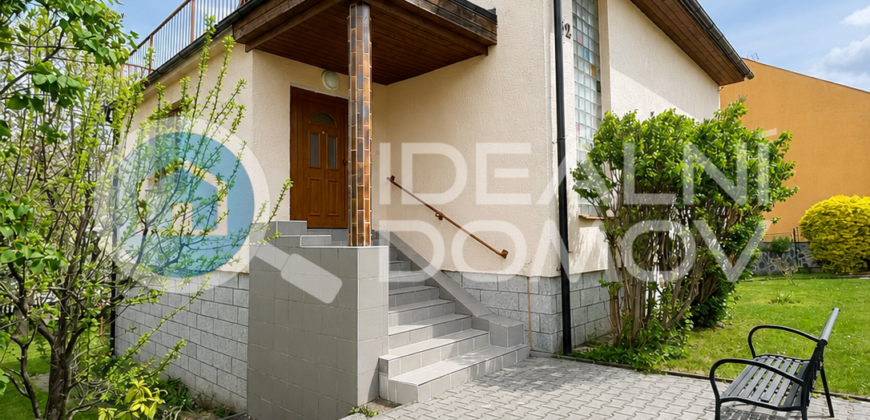 🏡 Prostorný rodinný dům s možností dvougeneračního bydlení, Bruntál – Vančurova